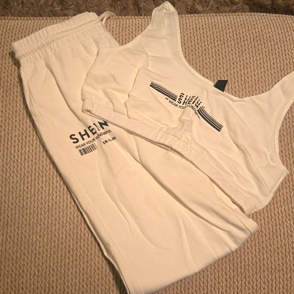 NWOT ladies active set